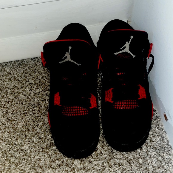 Jordan Shoes - Jordan 4s *red thunders*